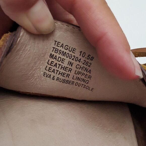 Tommy Bahama leather " teague" shoe, size 10.5 - Picture 8 of 8